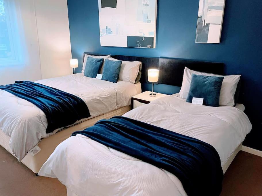 Aspen House Villa เบอร์มิงแฮม ภายนอก รูปภาพ